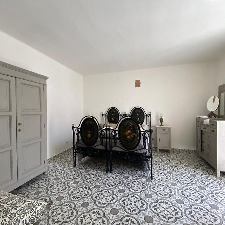 Fiori Catene Tra Le Torri Conversano Exteriör bild