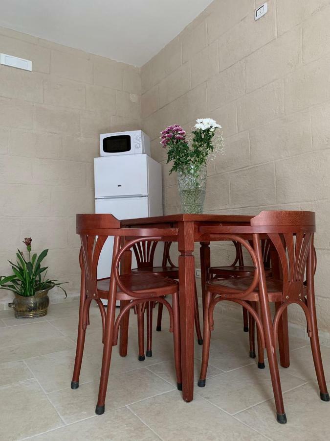 Fiori Catene Tra Le Torri Conversano Exteriör bild
